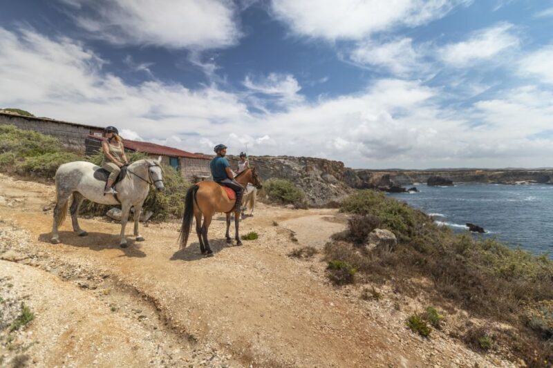 Algarve: 1-Hour Carrapateira Horseback Riding Tour - Authenticity and Personal Touch