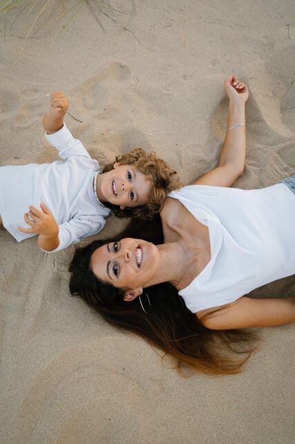 Algarve: 1 hour Couple & Family Photoshoot - Practical Details and Considerations