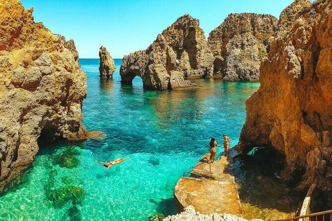 Algarve, Caves Benagil and Portimão Private Tour From Lisbon - Exploring the Algarve: A Scenic Journey from Lisbon