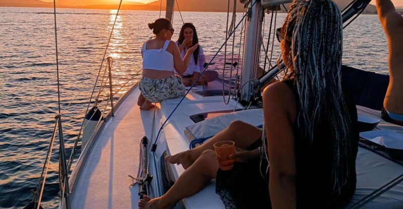 Alghero: Sunset Sailing Aperitif Experience - Key Points