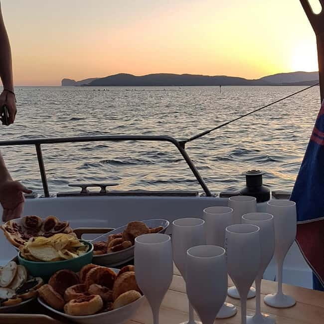 Alghero: Sunset Sailing Cruise with Aperitif - Why This Tour Offers Great Value