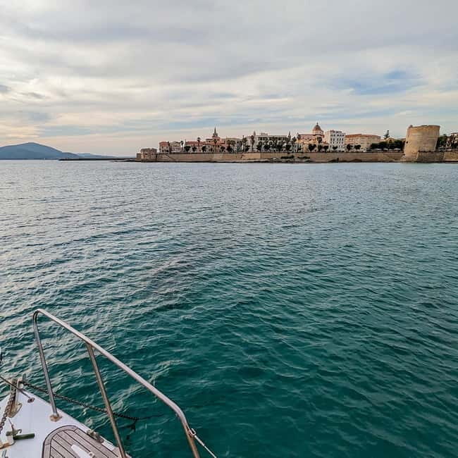 Alghero: Sunset Sailing Cruise with Aperitif - Who Should Consider This Tour?