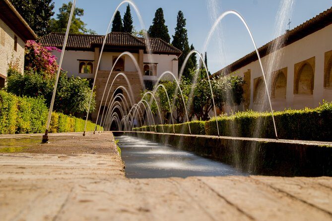 Alhambra and Generalife Skip-the-Line Ticket with Guide - FAQ