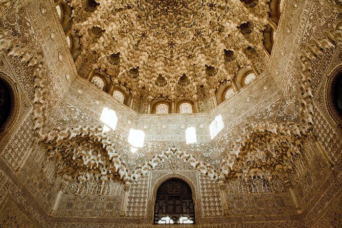 Alhambra and Nasrid Palaces: Skip-the-line Ticket and Local Guide - Exploring Granada’s Crown Jewel: The Alhambra and Nasrid Palaces