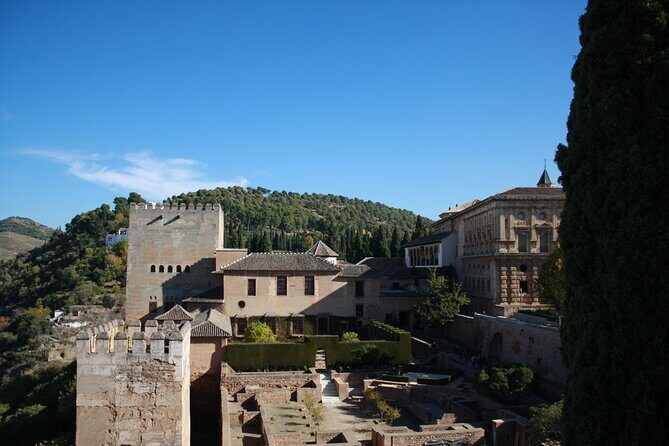 Alhambra Day Trip with Optional Nasrid Palaces from Malaga - FAQ