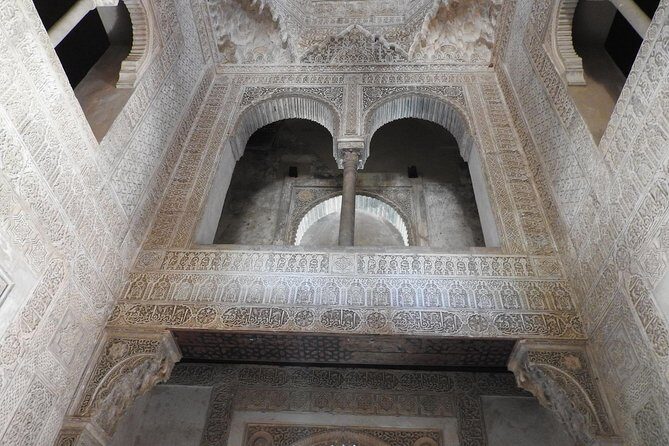 Alhambra daytime visit (8 people) - Who Will Benefit Most?