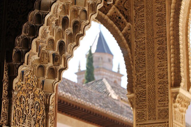 Alhambra & Generalife Skip the line Small Group including Nasrid Palaces - Who Should Book This Tour?