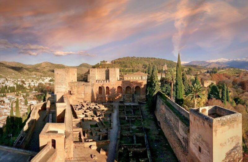Alhambra Guided Tour with Fast-Track Entry - FAQ