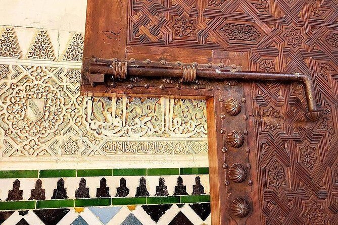 Alhambra, Nasrid Palaces and Generalife Private Tour from Malaga - Frequently Asked Questions
