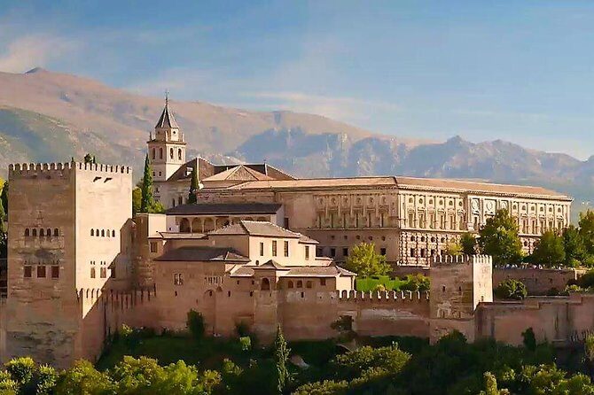 Alhambra Private Tour from Costa del Sol - Detailed Breakdown of the Itinerary