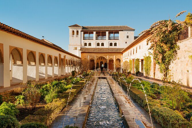 Alhambra Private Tour with a Historian (with Nasrid Palaces) - FAQ
