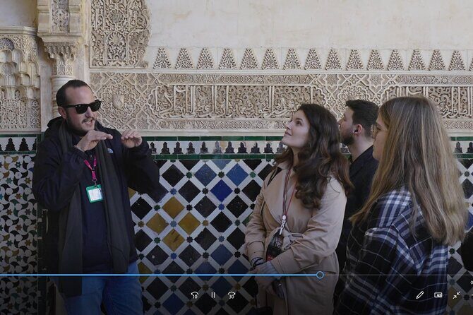 Alhambra: Small Group Tour with Local Guide & Admission - A Detailed Look at the Tour Experience