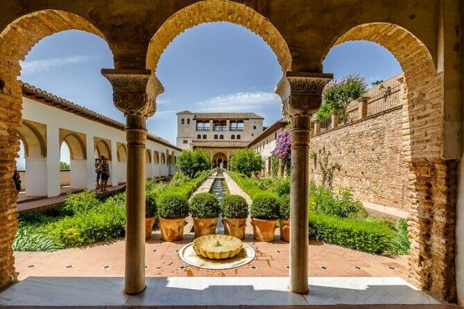 Alhambra: tour with Nasrid Palaces. Admission not included - Practical Details: What You Need to Know