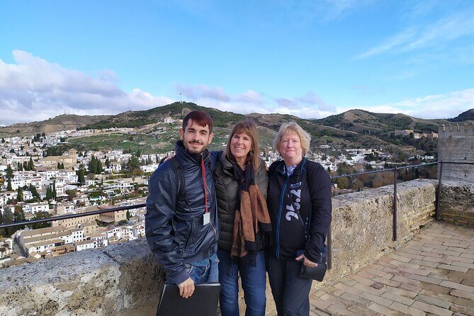 Alhambra with Nazaries Palaces Private Tour - An In-Depth Look at the Alhambra Private Tour