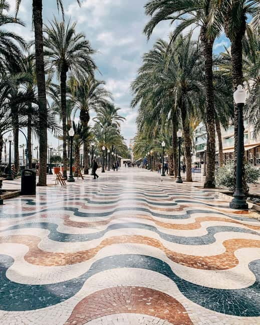 Alicante: City Bike Tour and SUP Board Rental - Key Points