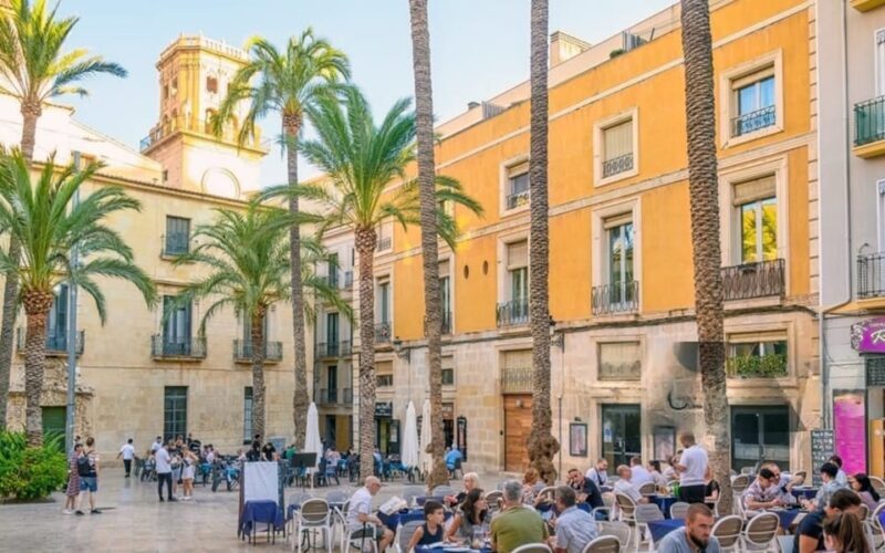 Alicante: City. Discover Alicante by E-Bike & walking tour - Key Points