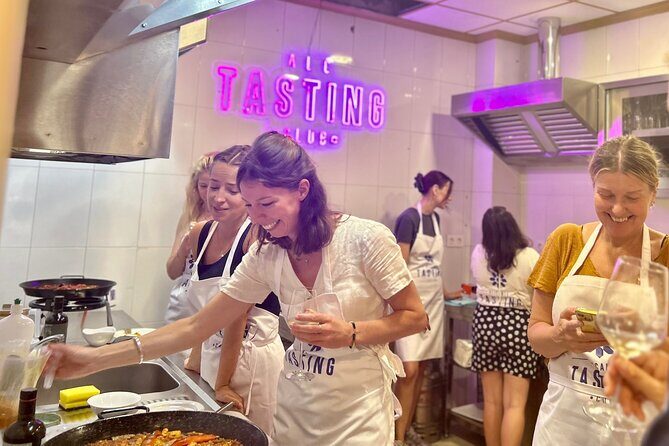 Alicante Paella Cooking Class, Tapas, Drinks and Marketplace - Exploring Alicante Through Its Food and Flavors