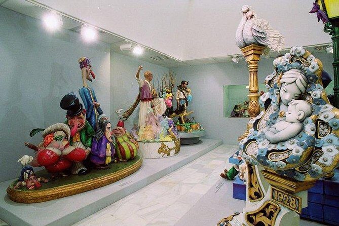 Alicante through its museums with an aperitivo - An In-Depth Look at Alicante through Its Museums with an Aperitivo