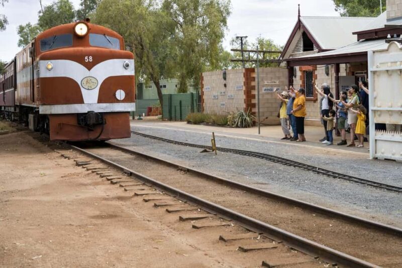 Alice Springs: Red Centre Journey Tour with Morning Tea - Who Should Choose This Tour?