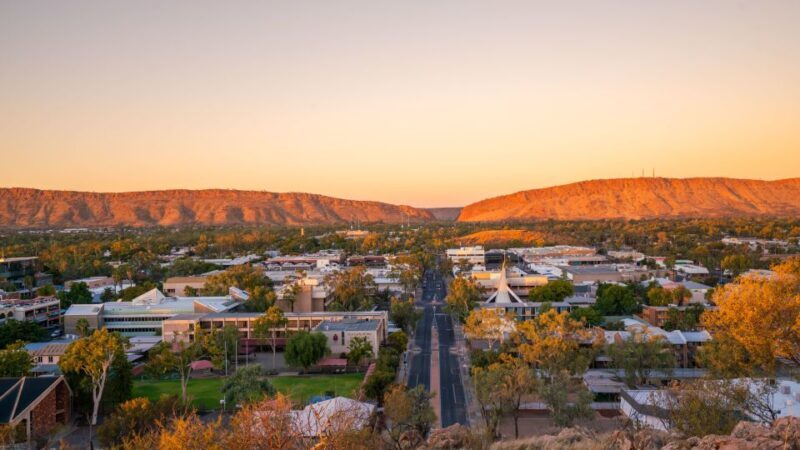 Alice Springs: Town Highlights and West MacDonnell Ranges - Panoramic Views from Anzac Hill