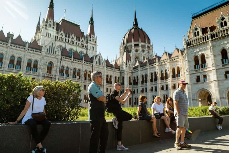 All About Budapest: 6-hr Walking Tour with 3-course Lunch - Practical Details