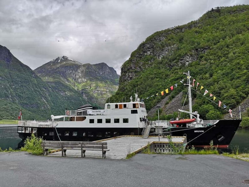 All About the Fjords, in one tour by bus & boat from Ålesund - A Detailed Look at the Fjord Tour from Ålesund