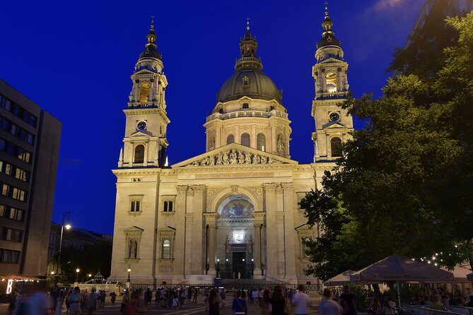All day city tour in Budapest - Frequently Asked Questions