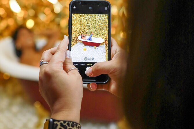 All Day VIP Pass to Original Selfie Museum Seattle - A Deep Dive into the Selfie Museum Experience