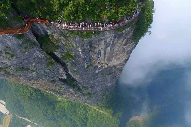 All-inclusive 4-Day Private Zhangjiajie Tour Includes Glass Bridge& Evening Show - FAQs