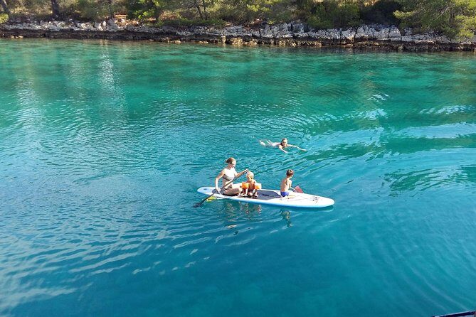 All Inclusive Brac and Solta islands swimming cruise - Who Will Appreciate This Tour?