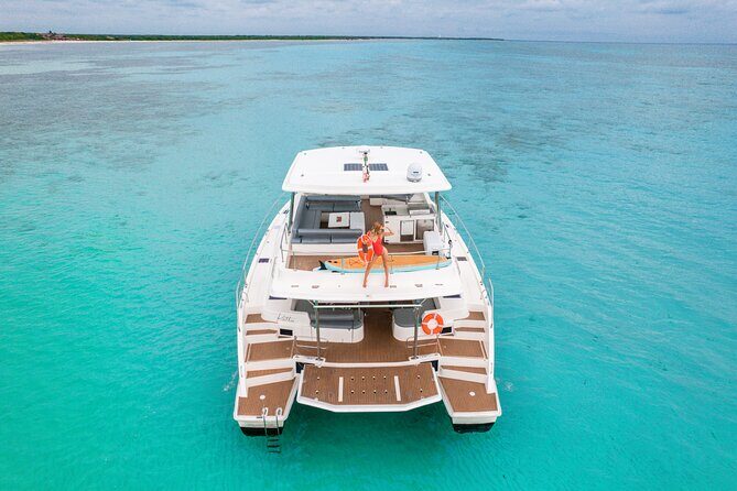 All Inclusive Cozumel: Coast & Relax 4hrs in 51" Leopard - Cozumels Coast & Relax in Style: A Deep Dive into the 51" Leopard Yacht Adventure