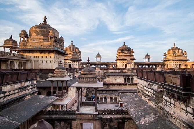 All Inclusive Full Day Sightseeing Tour of Orchha - A Complete Day Exploring Orchha: Rich Heritage, Scenic Vistas, and Cultural Insights