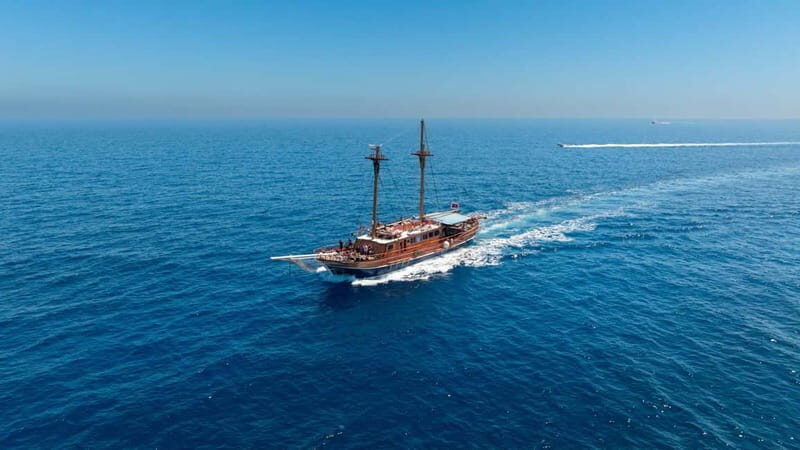 All inclusive Gullet Cruise to Gozo & the Blue Lagoon (CMO) - Exploring Maltas Coastline by Boat: A Detailed Look