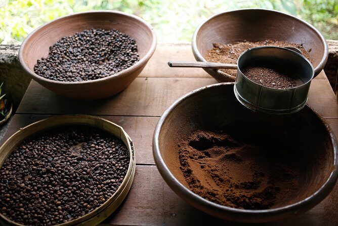 All Inclusive : Jumping Sliding at Aling- Aling Waterfall - Handara Gate - Lunch - Authentic Indonesian Lunch and Convenient Pickup