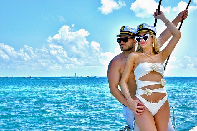 All-Inclusive Premium Catamaran Fiesta to Isla Mujeres - Key Points