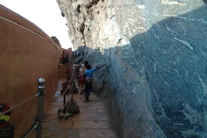 All inclusive Private Day tour Sigiriya, Dambulla & traditional village tour - Who Should Book This Tour?