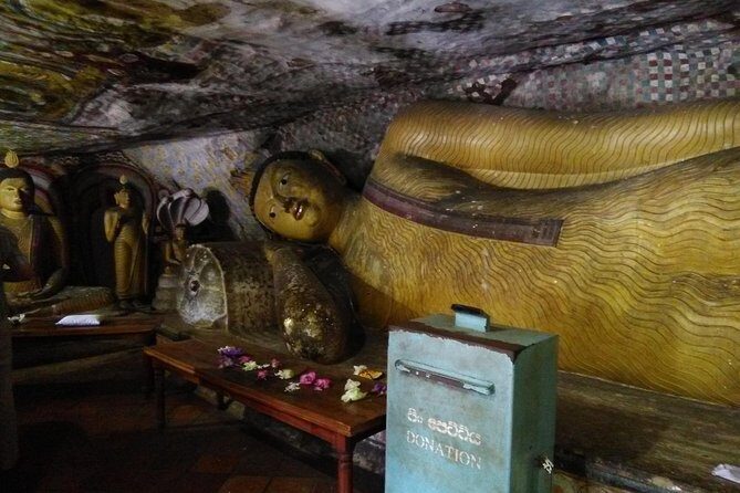 All inclusive Private day trip Sigiriya and Dambulla caves with more - FAQ