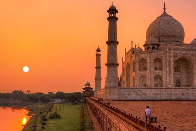 All Inclusive Private Taj Mahal Sunrise Tour with Agra Fort Visit - FAQs