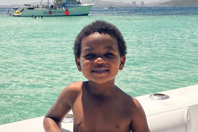 All inclusive Private Tour to Icacos and Palomino Island - FAQs