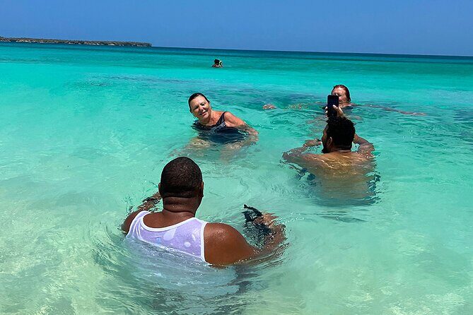 ALL INCLUSIVE Safari Tour Bahía de las Águilas from Barahona - Key Points