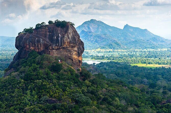 All Inclusive Sigiriya and Dambulla Private Day Tour from Colombo - Key Points