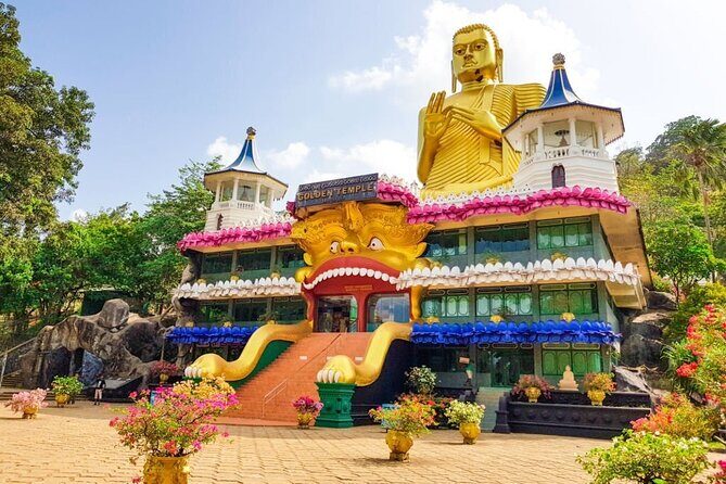 All Inclusive Sigiriya and Dambulla Private Day Tour from Colombo - FAQ