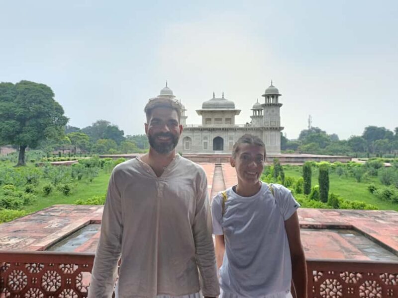 All-Inclusive Sunrise Taj Mahal, Agra Fort & Baby Taj Tour - Exploring Agra Fort