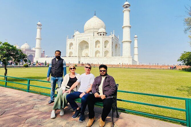 All Inclusive Taj Mahal, Agra Fort, Baby Taj Car with Local Guide - Key Points