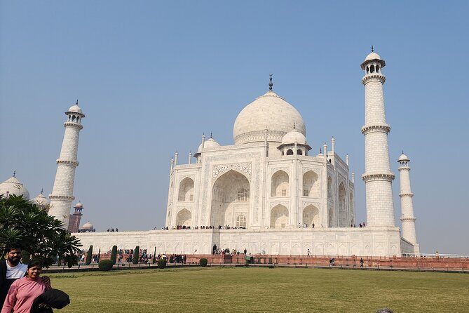 All Inclusive Taj Mahal, Agra Fort, Baby Taj Car with Local Guide - FAQ