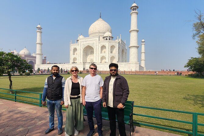 All Inclusive Taj Mahal, Agra Fort, Baby Taj Car with Tour Guide - FAQ