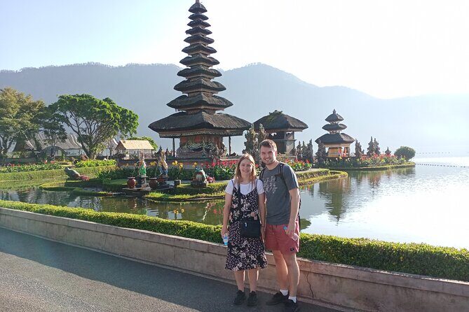 All inclusive -Tanah lot - ulundanu Beratan-jati luwih-waterfall - Key Points