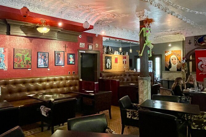 All-Inclusive Twilight Ghost Tour with a Boozy Twist - FAQ (Frequently Asked Questions)