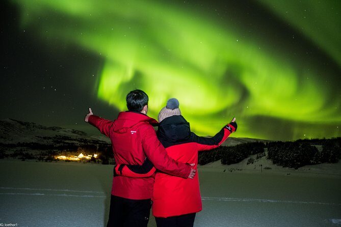 All-inclusive very small group Northern lights with photographs - The Sum Up