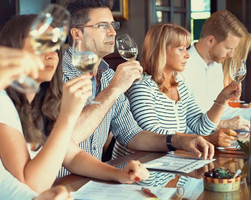 All of Alicante with Castle, Market, and Tapas. Small group, max 8 people. - Who Should Take This Tour?
